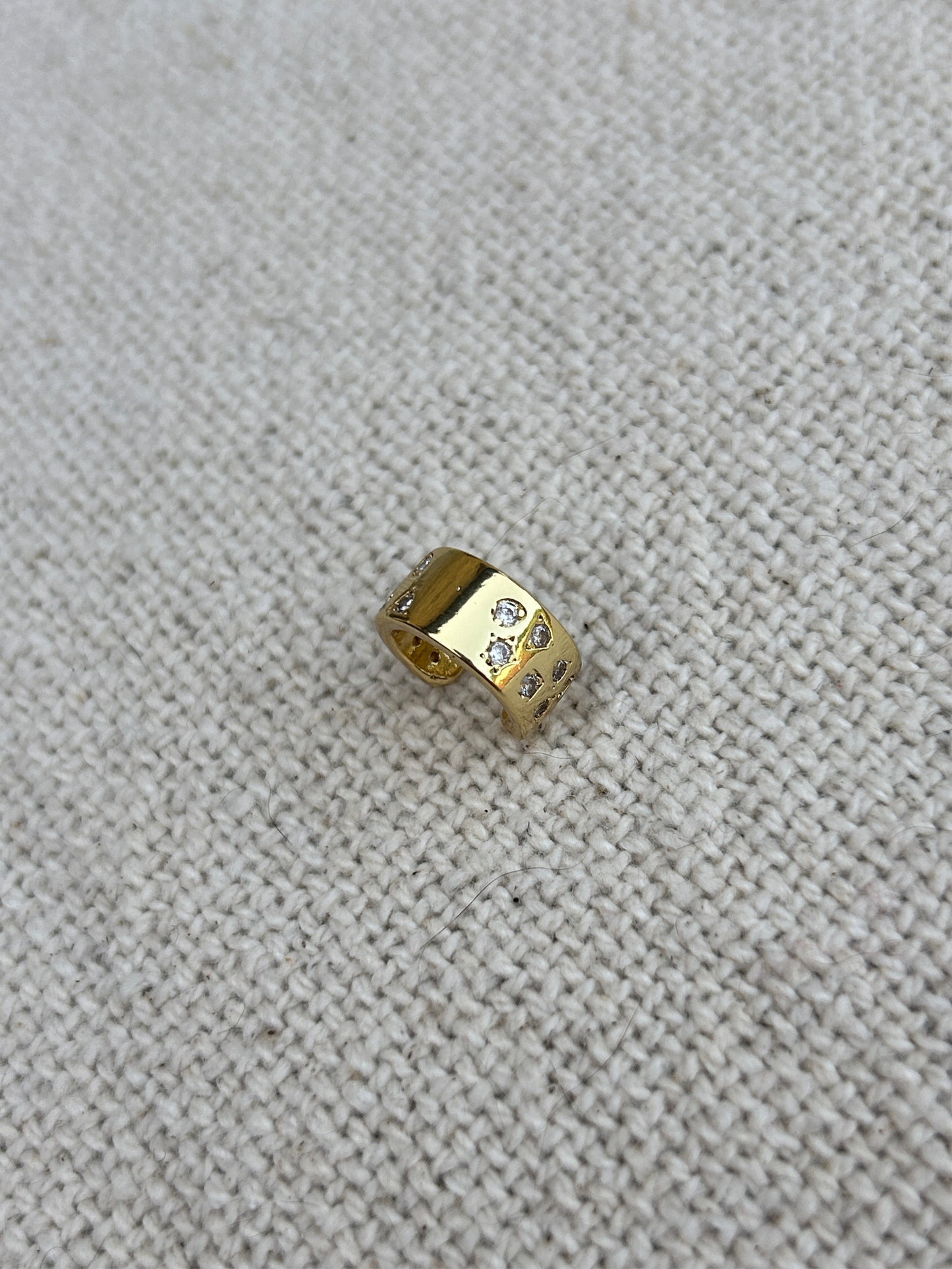 Ear cuff KIRIA en acier inoxydable DORÉ