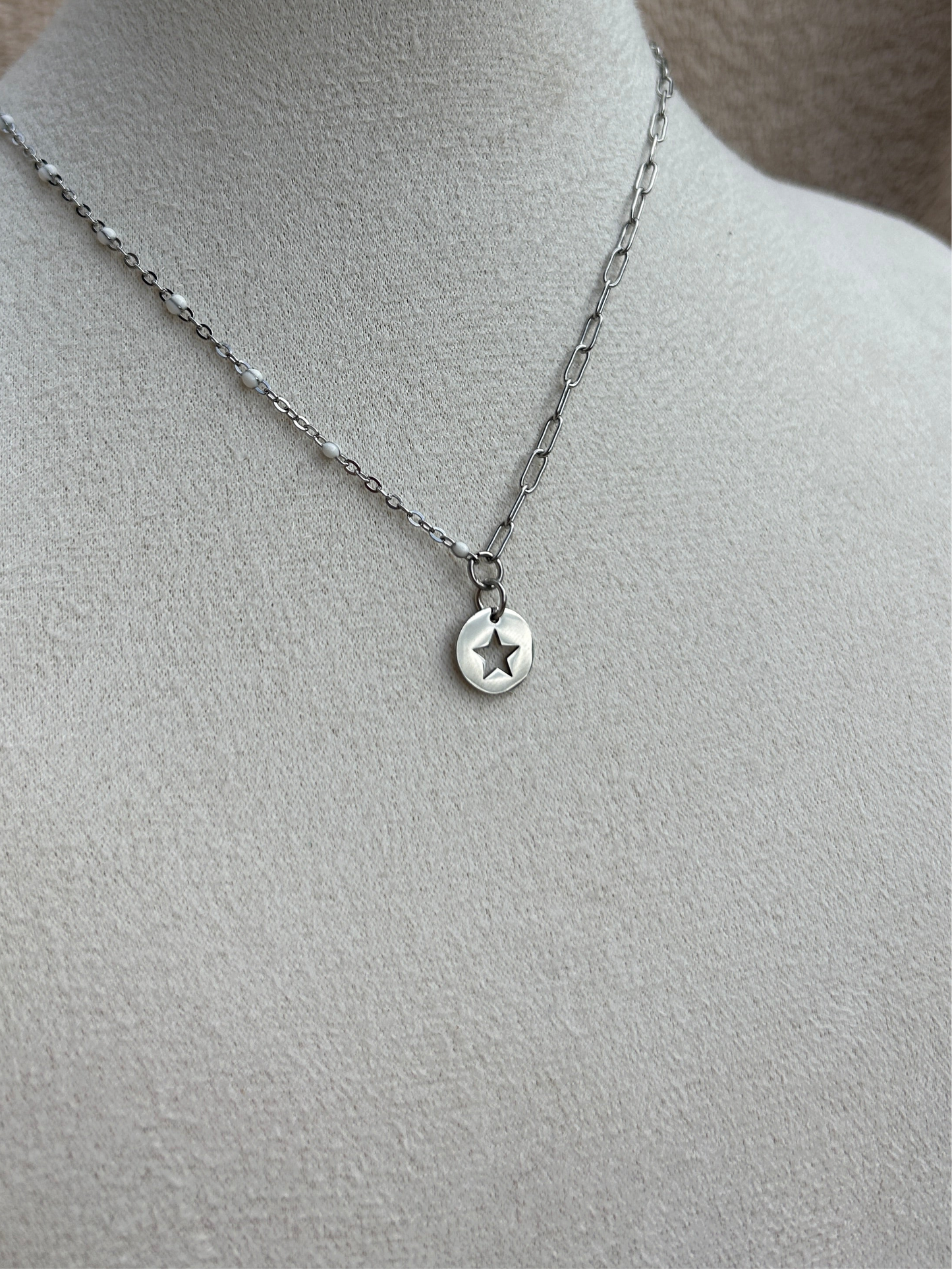 Collier MOONA en acier inoxydable argenté