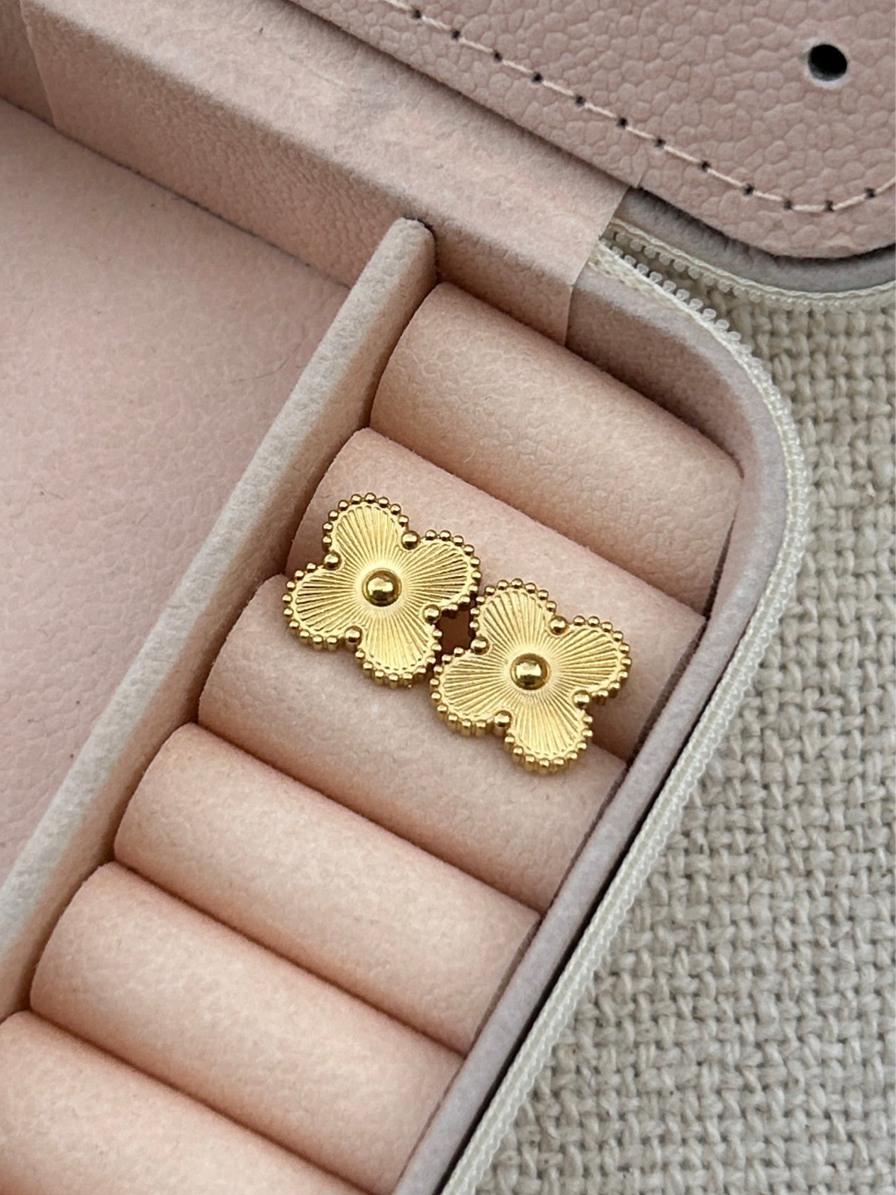 Boucles d’oreilles CONNIE acier inoxydable DORÉ