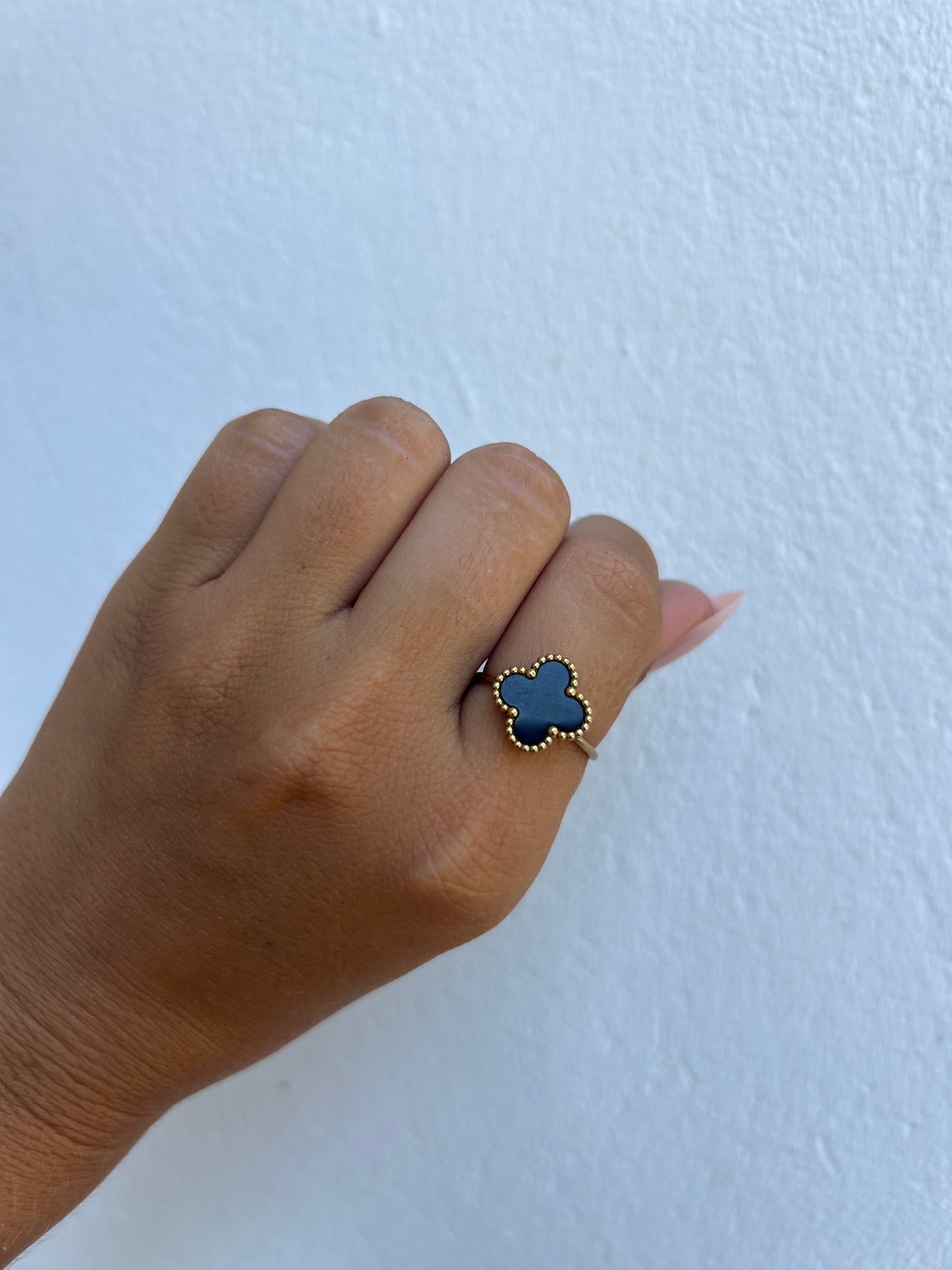 Bague EVA trèfle noir en acier inoxydable doré