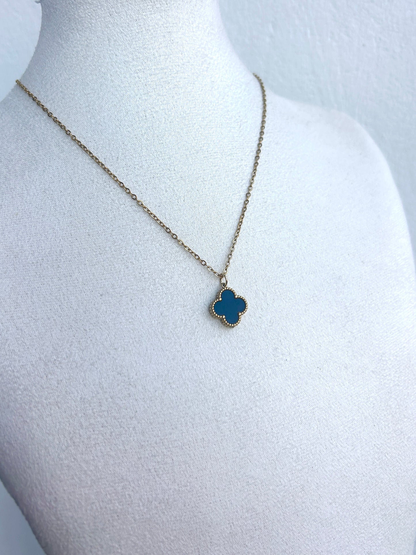 Collier ras du cou NINON en acier inoxydable DORÉ