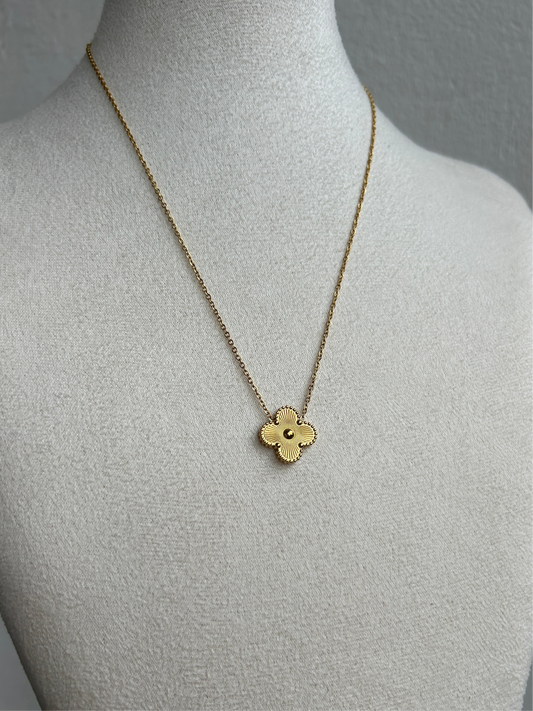 Collier CONNIE trèfle en acier inoxydable DORÉ